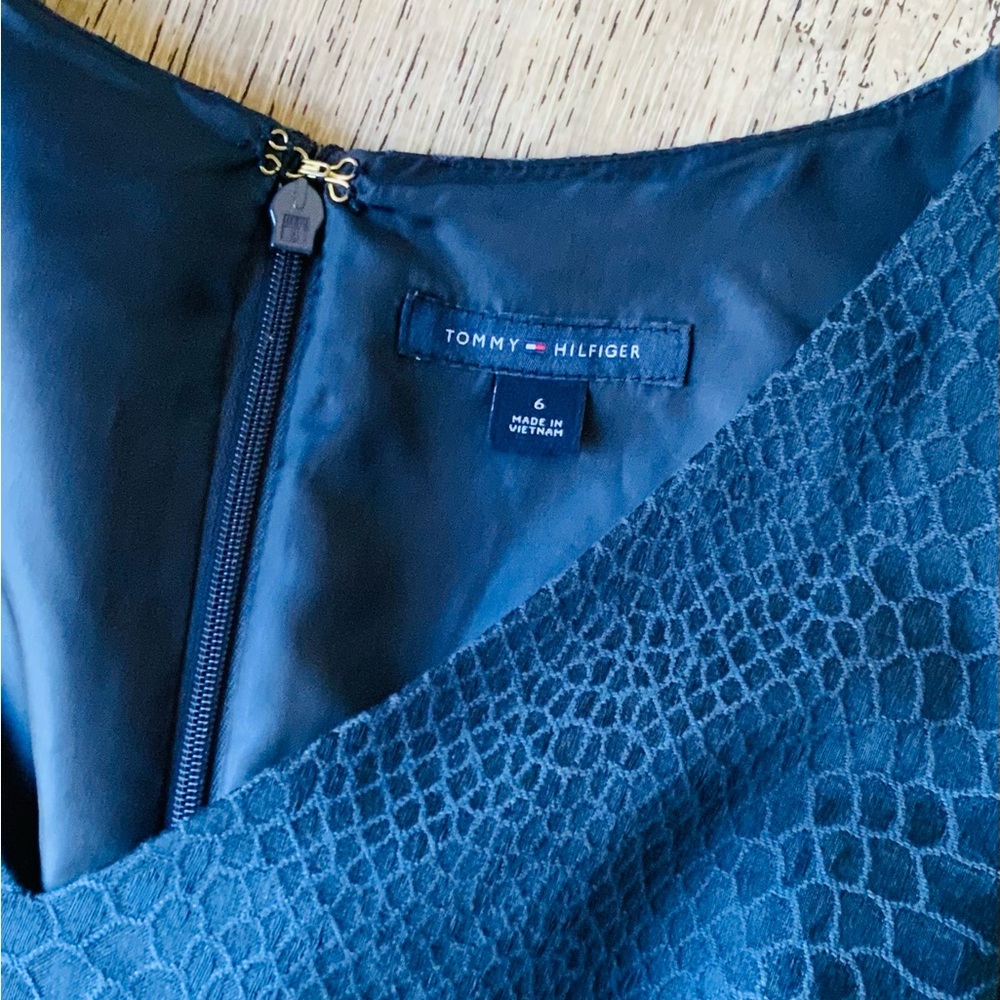Tommy Hilfiger Navy Dress Midi Size: 6 - Picture 3 of 13